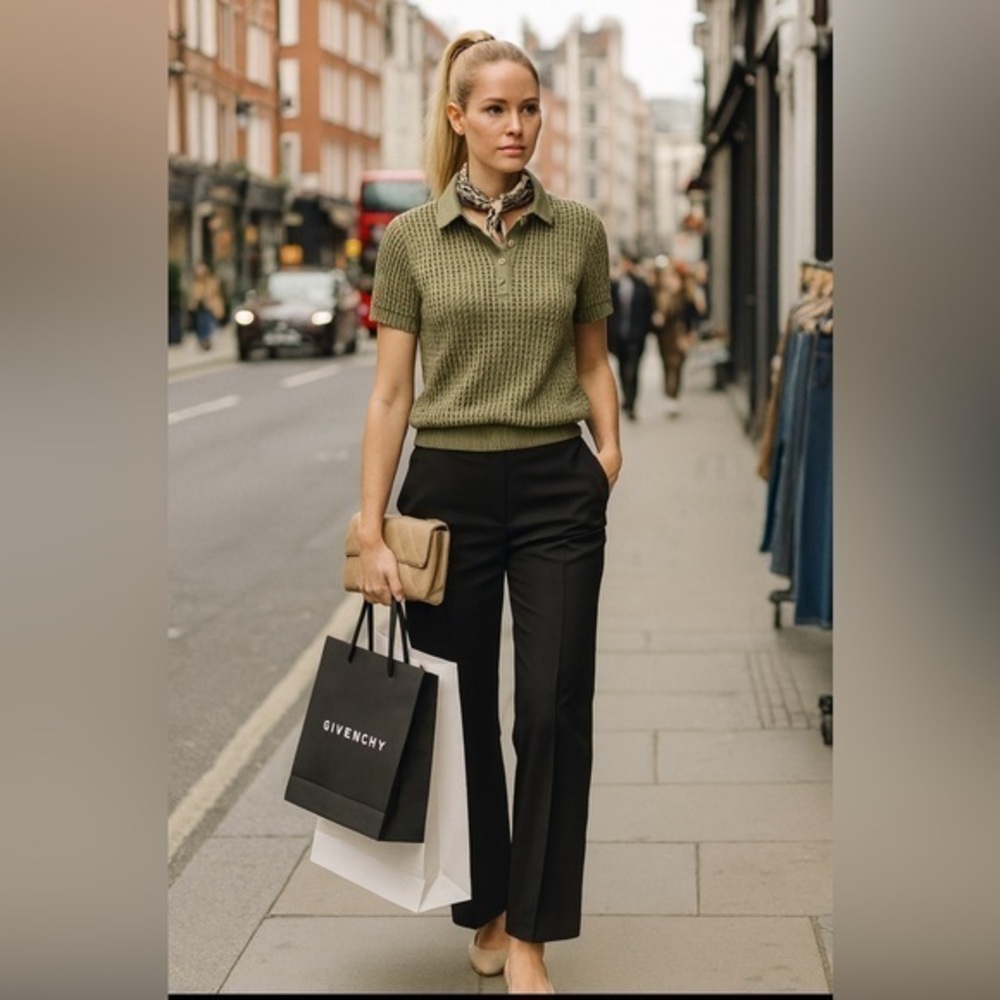 Calvin Klein Olive Knit Sweater, polo style, short sleeve, 3/4 button front 🍃